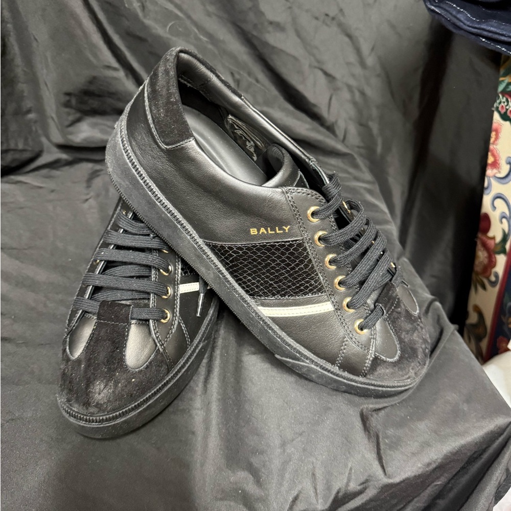 Bally Black Leather Sneakers with Sleek Design